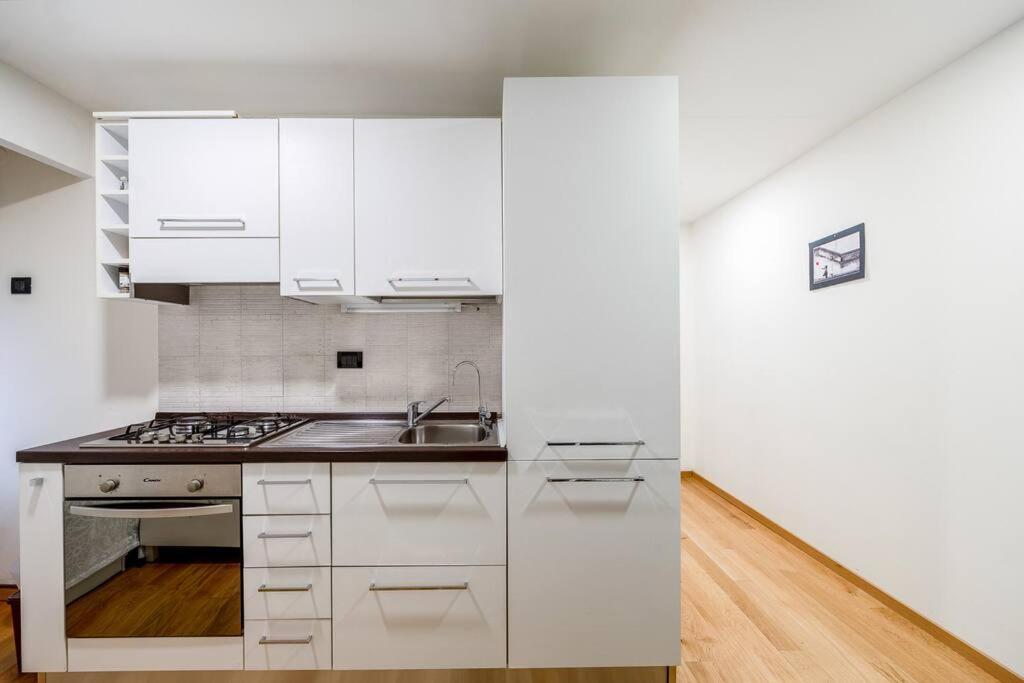 Esclusivo 60Mq In Centro Citta Apartment Milan Bagian luar foto