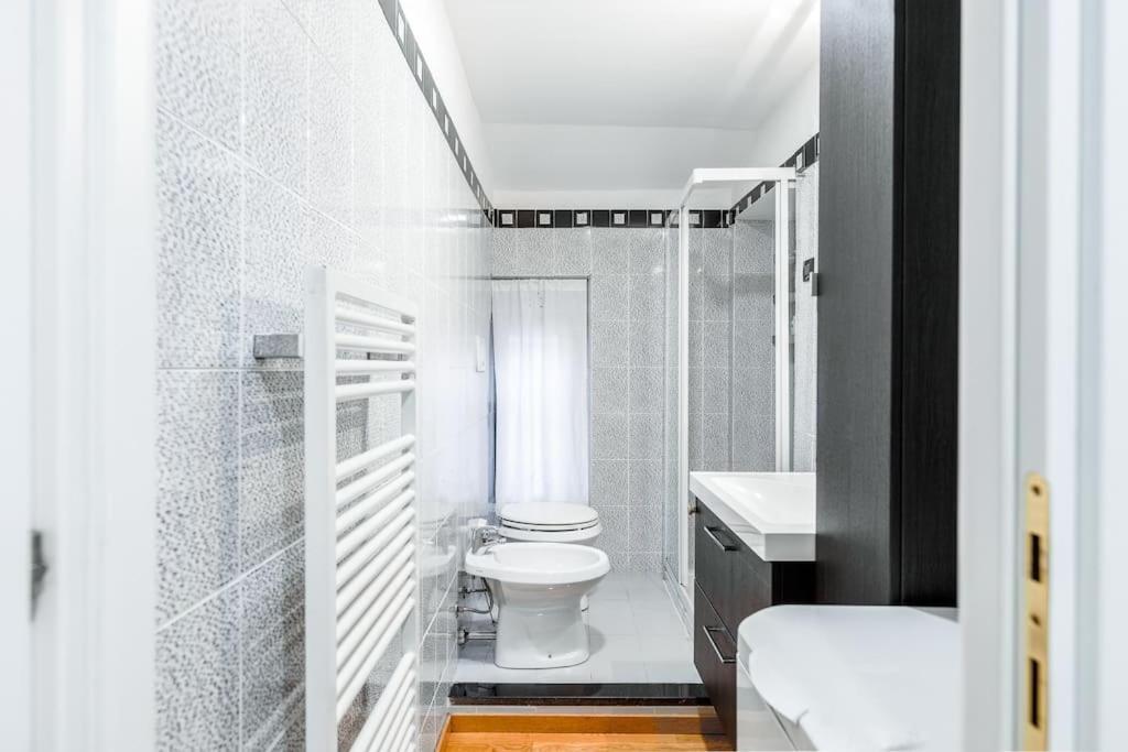 Esclusivo 60Mq In Centro Citta Apartment Milan Bagian luar foto